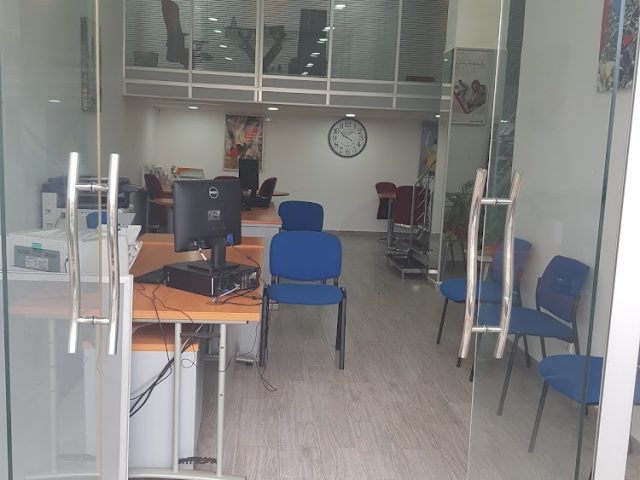 Premium assurance AXA Assurance Maroc - Salé - +212 5378-76666