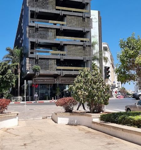 Crédit du Maroc - Rabat - +212 5377-03955