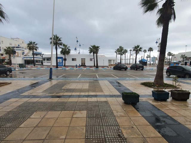 CASHPLUS hotel nejma - Martil - +212 631-530099