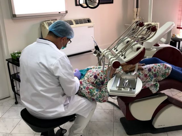 Docteur Chirurgien Dentiste Montana Karim - Marrakech - +212 5244-38630