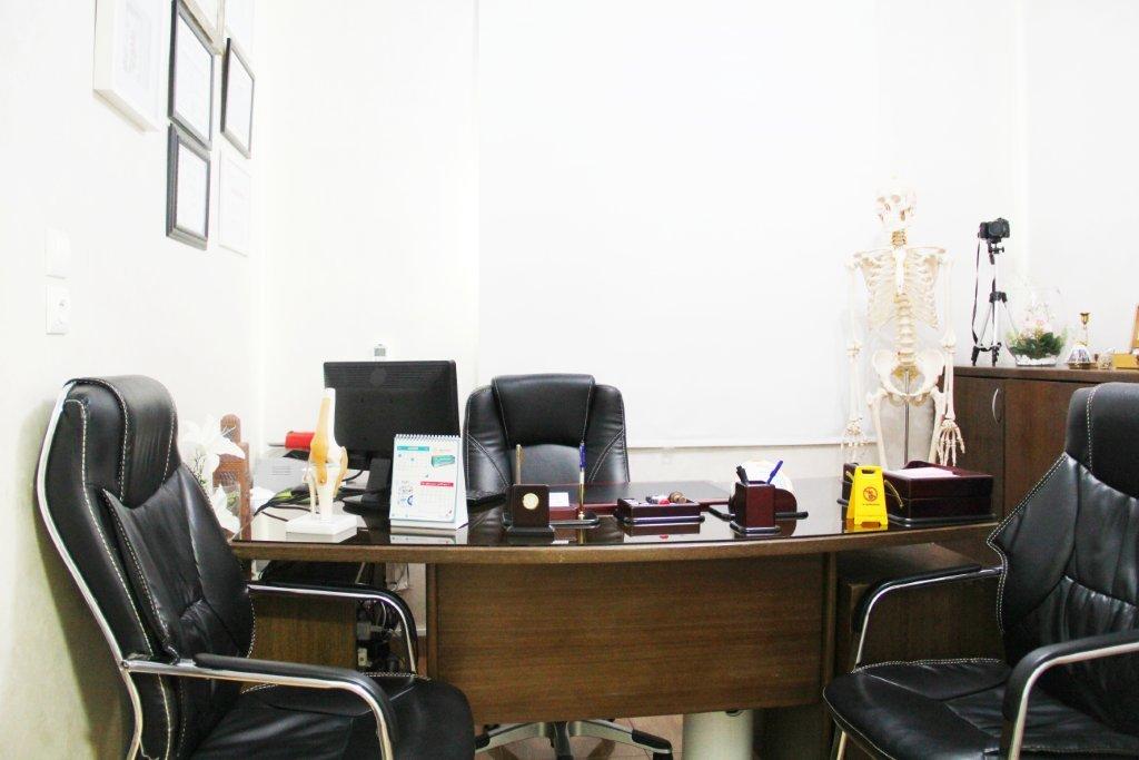 Cabinet Dr. Akram El Farissi