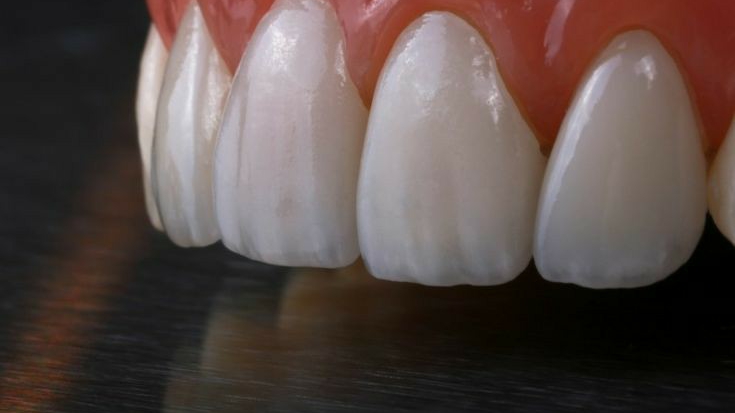Medecin chirurgien dentiste Dr Taleb Abdelilah دكتور الطالب عبدالاله