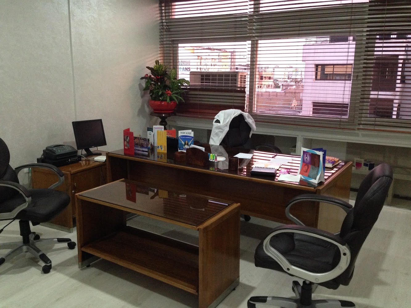 Docteur Sofia Salmi: Gynécologue Bd Abdelmoumen Casablanca