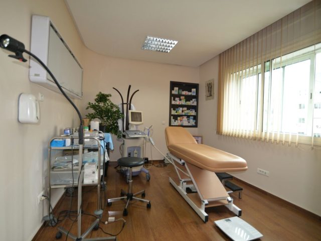 Docteur Ali Oudghiri Gastrologue à Casablanca - Casablanca - +212 5222-51818
