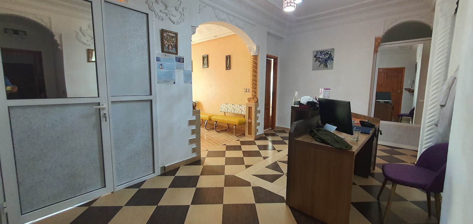 Cabinet médical pour médecine générale عيادة الطب العم