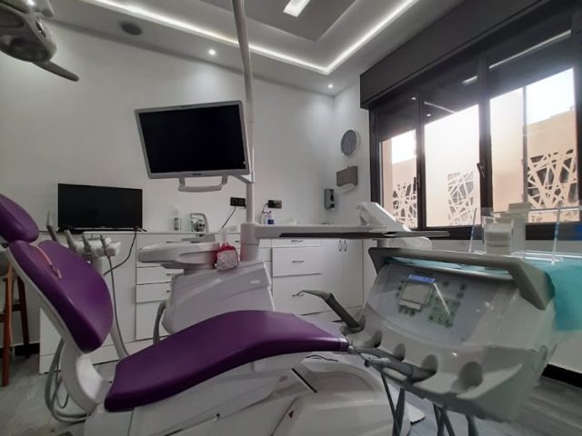 Centre Dentaire Sonrisa/ Dr Sana HAMIDI - Tanger - +212 531-191025