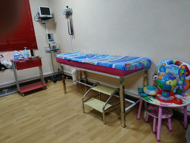 Dr Khalid Bouhmouch Cabinet de Pédiatrie - Rabat - +212 5372-01202