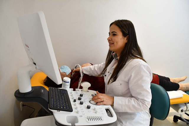 Dr Salma Ahallat - Nador - +212 5366-05757