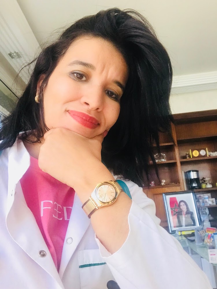 Pédiatre docteur Sara Elghazi Specialiste en pédiatrie et réanimation néonatale