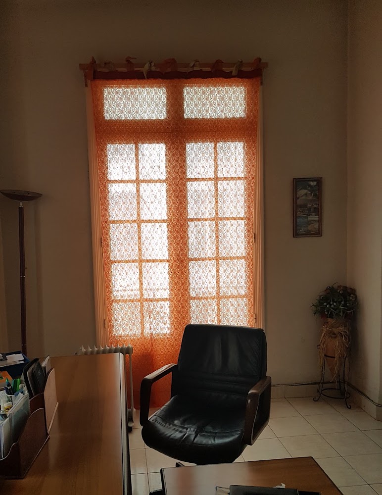 Dr KHOMAIS MALIKA PSYCHIATRE