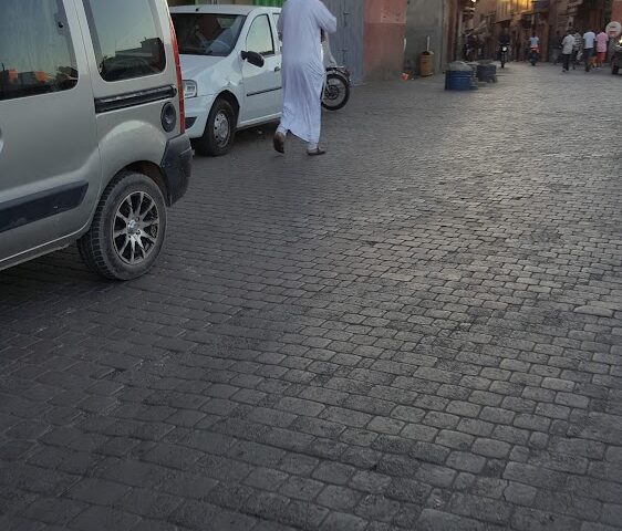 PHARMACIE RIAD LAAROUSS - Marrakech - +212 5243-82476
