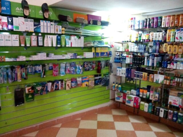 ParaZIZ Parapharmacie - Rich -
