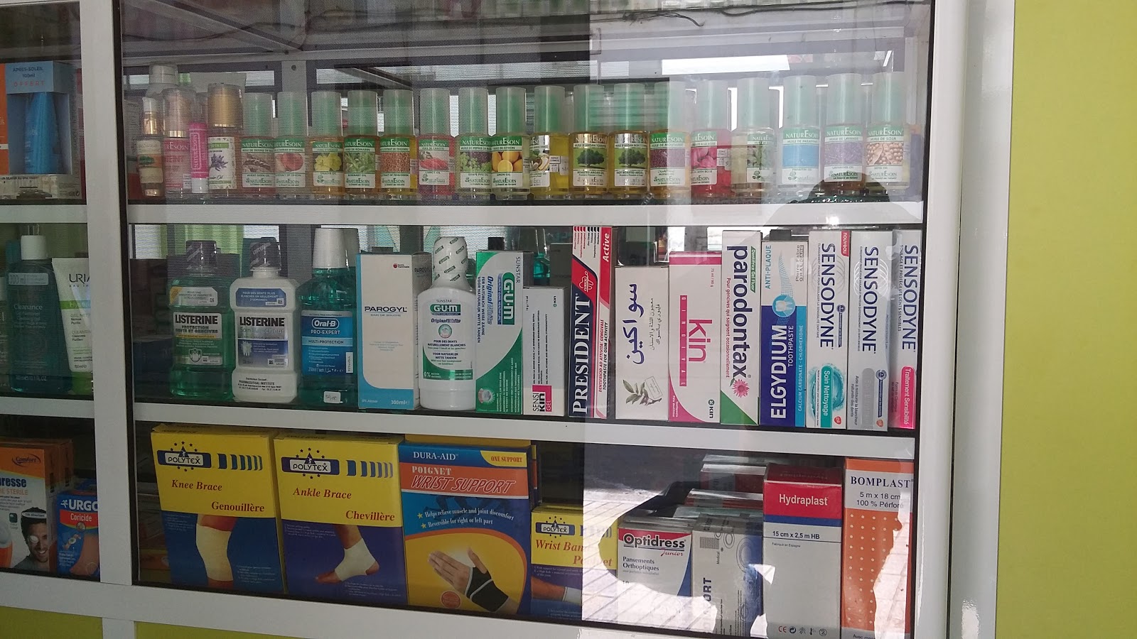 Parapharmacie Pharm14