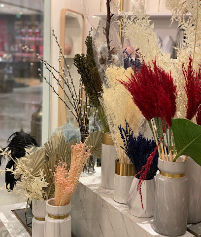 The Fleuriste Boutique - Ajman - +971 4 852 4489
