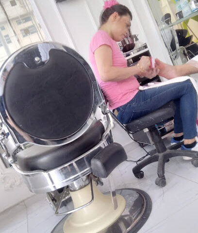 صالون فور يو للحمام المغربي ولمساج للرجال - Dubai - +971 55 650 3164