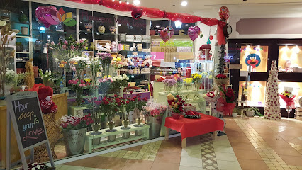 The Flowers Love - Ajman -