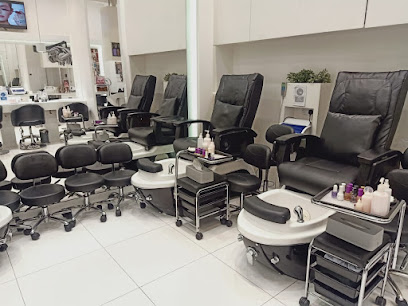 WOW Beauty Salon - Dubai Mall, LG Floor near Cinema Parking - Dubai - +971 4 339 8265