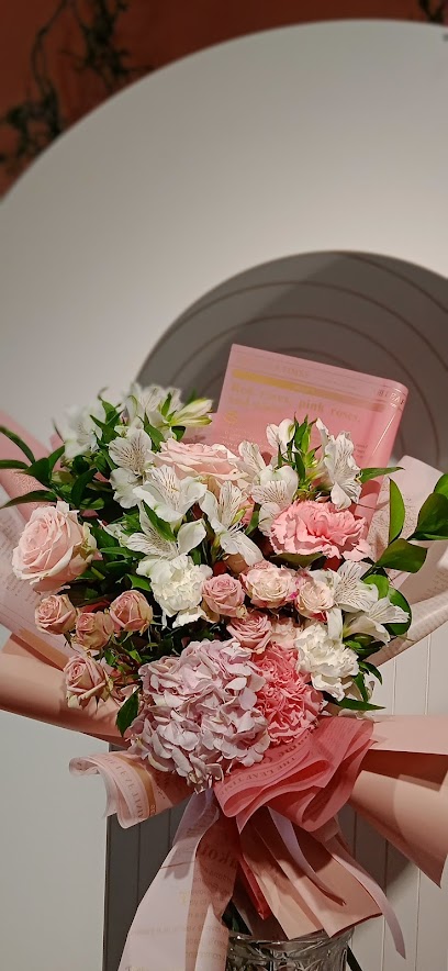 Sakura Flower Shop - United Arab Emirates|Sharjah