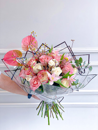 Royal Touch Flower and Events - United Arab Emirates|Abu Dhabi|near to Al Mandoos shop|Al Muroor Road Al Mamoora Area