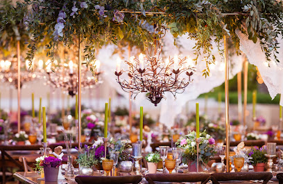 VINTAGE BLOOM Floral Designer Dubai - Ajman - +971 55 882 2575