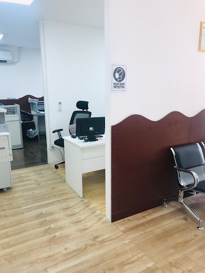 Sea Palace Freight Services L.L.C - United Arab Emirates|Al Qusais Industrial Area - Al Qusais Industrial Area 2 - Dubai|2 Damascus Street