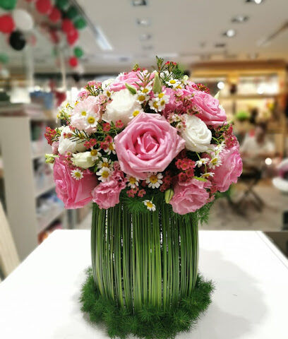 Juliet Flowers - Ajman - +971 6 535 3030