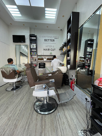 Magic Mirror Hairdressing Salon - United Arab Emirates|Industrial Area - Muwailih Commercial - Sharjah|8C3X+X9J