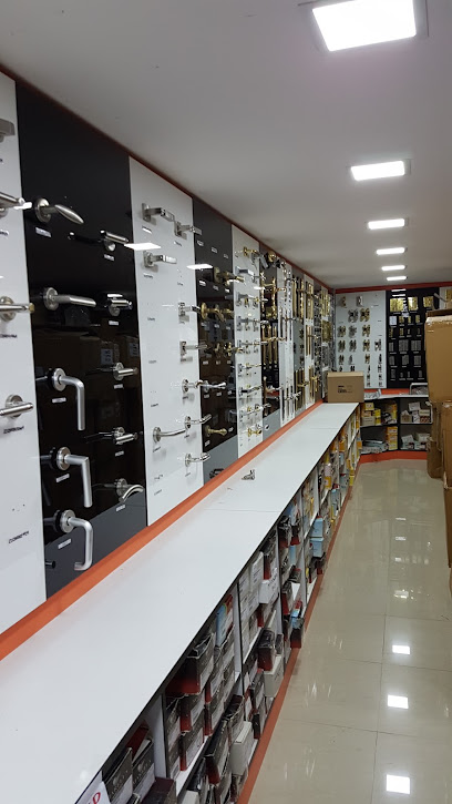 Ectratech Hardware Trading Al Qouz - United Arab Emirates|Al Quoz - Al Quoz Industrial Area 4 - Dubai|61 16D St