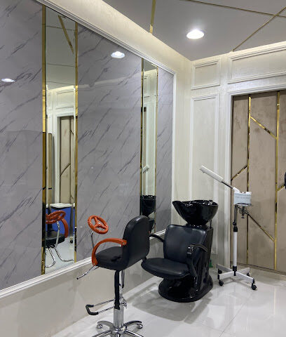 Yas Men Saloon - Dubai - +971 50 228 6313