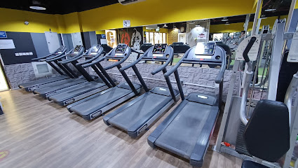 Jamal Al Reem Body Building ( GYM) - Dubai - +971 52 401 5759