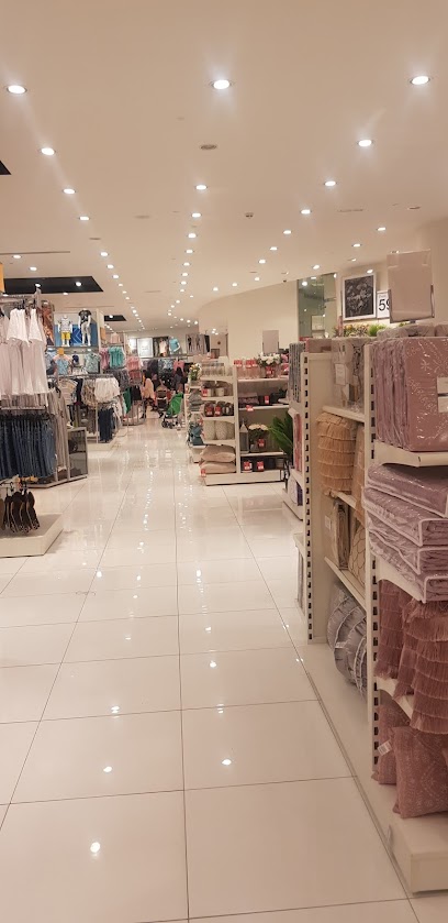 Matalan Sahara Centre ﻣﺎﺗﻼﻥ - United Arab Emirates|Sharjah|Sahara Centre Overpass|East Atrium – 1st Floor Sahara Centre
