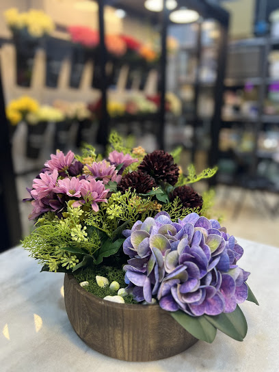 ghusn al yasmeen flowers غصن الياسمين للزهور - United Arab Emirates|مقابل قصر الشوكولا - Shabiya - Sharjah|شارع الشيخ خالد|بناء الاوقاف
