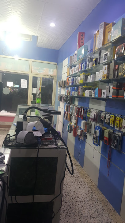 AL MAKAN MOBILE SHOP - United Arab Emirates|Al Bahah - Fujairah|طريق دباء|95M8+2QG