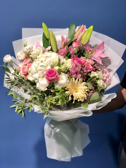 Mayflower Studio & Flower Shop - United Arab Emirates|Al Quoz - Dubai|564P+35