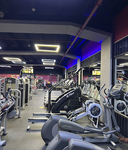 MAX FIT GYM - Dubai - +971 58 230 2466