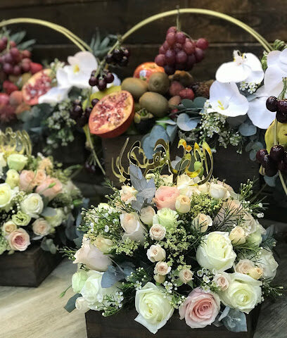 Insta Flowers - Ajman - +971 50 275 5274