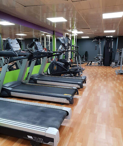 AL AWAIEL GYM CLUB - Dubai - +971 55 800 3857