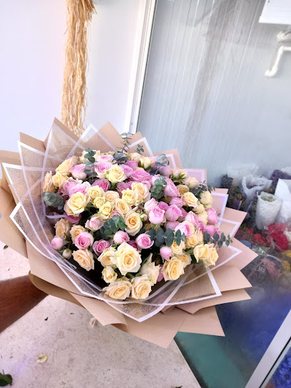 rose paris flowers &gifts - United Arab Emirates|Industrial Area - Al Owainah - Abu Dhabi|5PQW+QMW