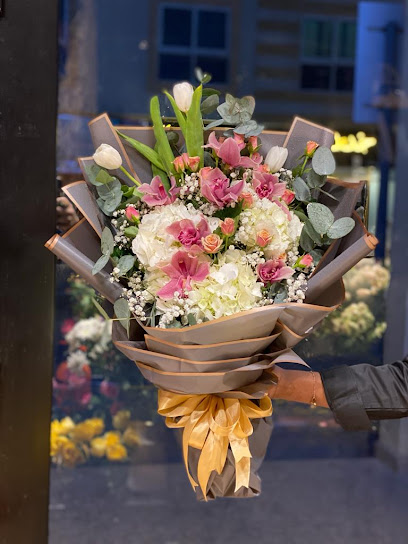 Rosenhiem flowers - United Arab Emirates|Industrial Area - Muwailih Commercial - Sharjah