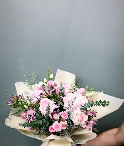 بيتالس اند بوتس للزهور petals and pots flowers - Ajman - +971 54 480 8838