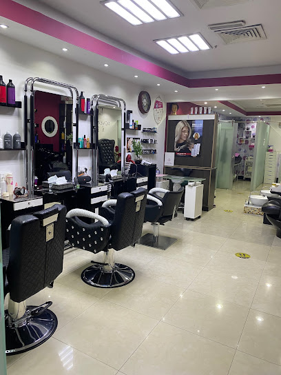 Sadaf Beauty Ladies Salon - United Arab Emirates|opp. Dubai Customs - Al Mankhool - Bur - Dubai|Shop No.17&18 - Building Al Mina St|New Gold Souq