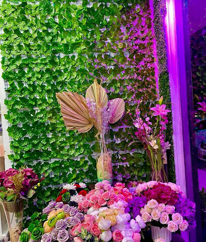 Purple Rose Flowers & Gifts UAQ - Ajman - +971 55 572 1468