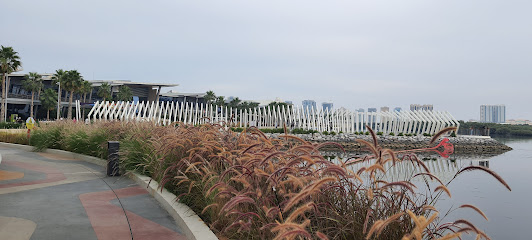 Manar Mall Walk Way - Dubai -