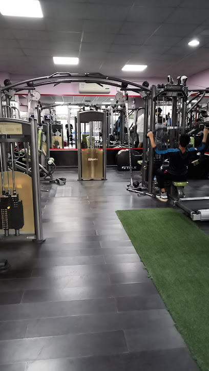 Max Burn Gym - United Arab Emirates|Musaffah - Musaffah Industrial - Abu Dhabi