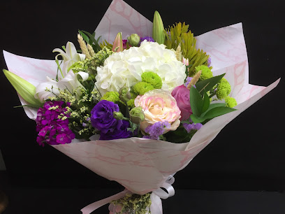 Red rose flowers - Ajman - +971 50 679 7984