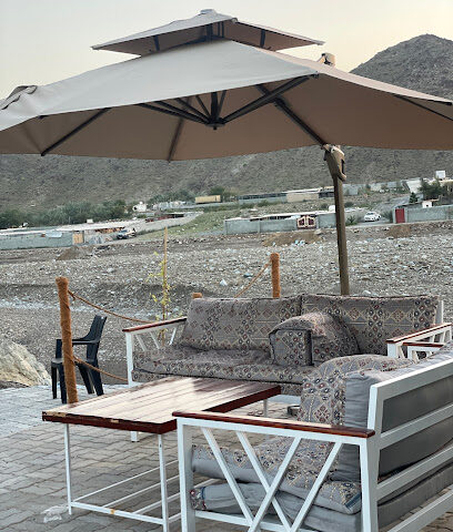 Al shalal trailer - Dubai - +971 50 433 3459