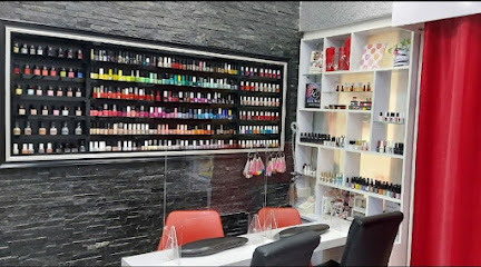 Noura Hamdi Beauty Lounge - Dubai - +971 6 525 2112