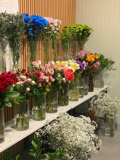 Delight Flowers - United Arab Emirates|Hay Aldoob - الفجيرة|Al Akd Al Fareed Street 108|J77F+6HJ