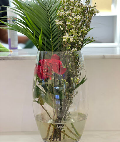 BLOOMED OUT - Flowers and gifts - الزهور والهدايا - Ajman - +971 50 730 7358