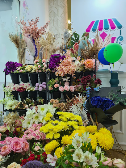 Joy and Joy Flower - United Arab Emirates|Qraun 2 - Al Salamah - Umm Al Quawain|88 Al Qarayen St